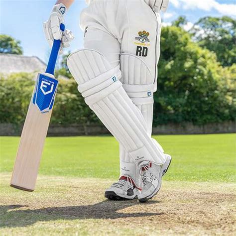 Cricket Equipment | The Best Cricket Gear | Net World Sports