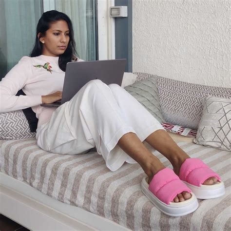 Spongy Pink Slip On – The CAI Store