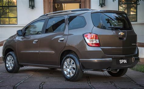 Chevrolet Spin 2015: preços, itens de série e especificações
