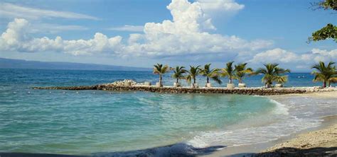 Moulin Sur Mer Beach, Moulin Sur Mer Beach Haiti Holidays.