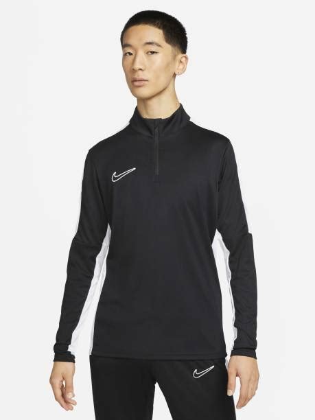 Nike Clothing - Buy Nike Clothing Online at Best Prices in India ...
