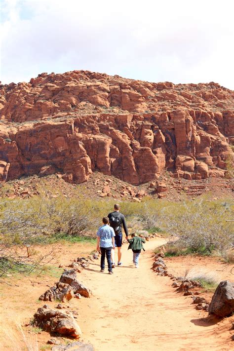 Hiking St. George, Utah: Scout Cave Trail | CVGO