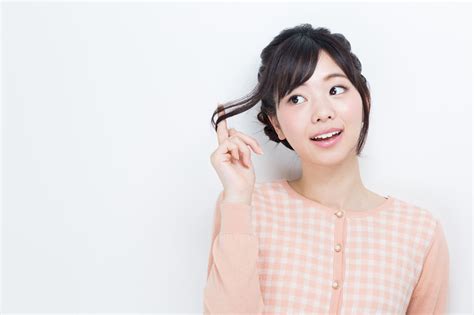 14 Trend Model Rambut Pirang Pendek Terpopuler | AllThingsBeauty