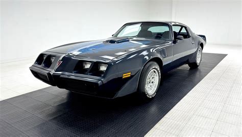 1981 Pontiac Firebird | Classic Auto Mall