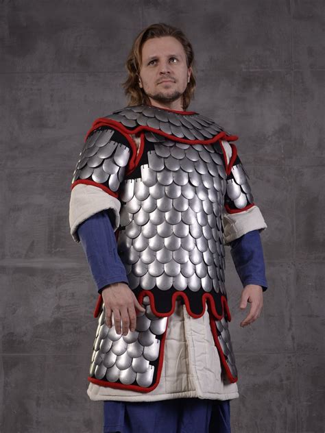 Scale Mail, Mens Clothing Styles, Male Clothing, Pauldron, Byzantine ...