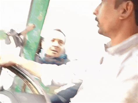 Broker demands cash from truck driver at check-post in Rewa: Clings to ...