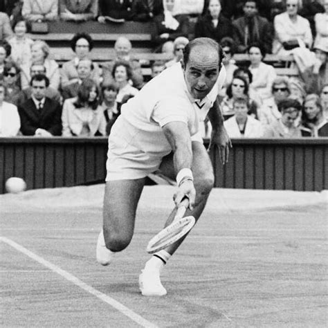 Hewitt is suffering from anxiety attacks among other health problems ...