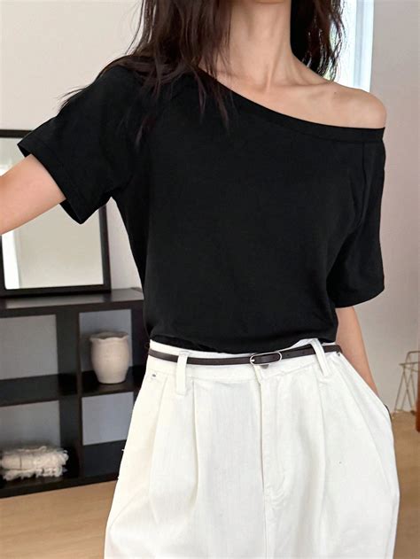 SXV PLAIN OFF SHOULDER BLACK TSHIRT – SXVSTYLE