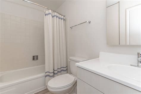 Gallery - Circle Park Apartments in Chicago, IL