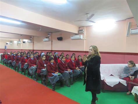 CAREER GUIDANCE AND COUNSELING SESSION-STUDENTS’ PERSONALITY ...