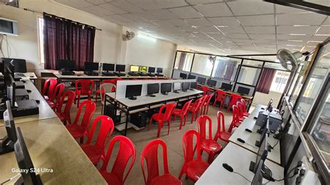 computer lab, Doodhsakhar Mahavidyalya, Kolhapur