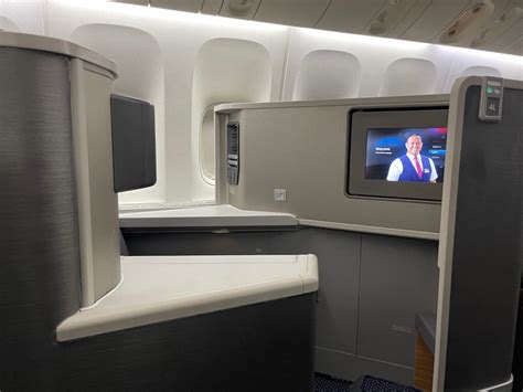 American Airlines Business Class 的图像结果