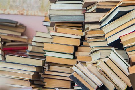 22 Facts About Books - OhMyFacts