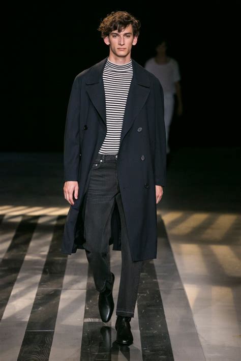 桑德罗 Sandro 2016春夏系列男装发布 - Paris Spring 2016 Menswear-天天时装-口袋里的时尚指南