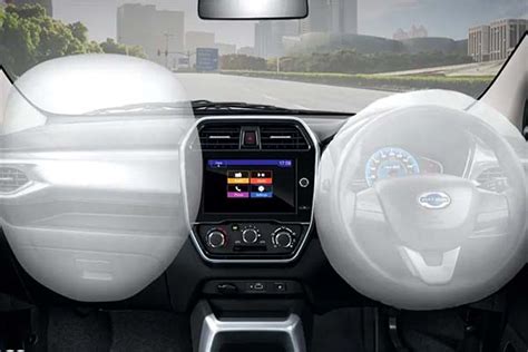 Datsun Redi-GO Price, Mileage, Specs, Reviews | Droom