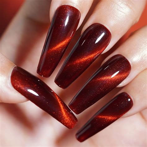 red cat eye nails