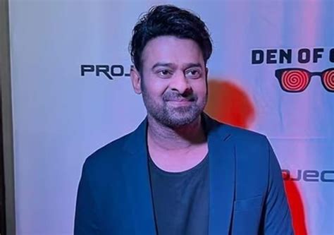 Prabhas to turn Vintage King for new movie with Maruthi; actor ...