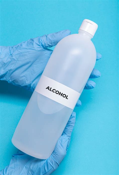 Healthy Uses for Rubbing Alcohol Doctors Need You to Know | The Healthy