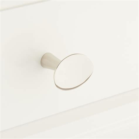 Ruedo Solid Brass Oval Cabinet Knob | Signature Hardware
