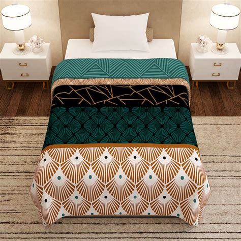 Finley 300 GSM Multicolor Geometric Single Size Blanket – StoryAtHome.com