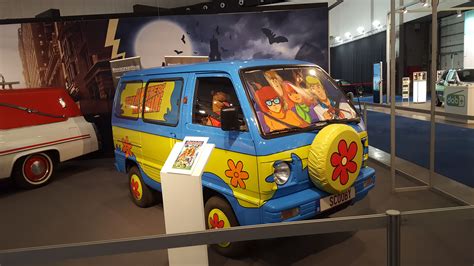 Daihatsu, Brussel, Scooby Doo, Van, Vehicles, Car, Vans, Vehicle, Vans ...
