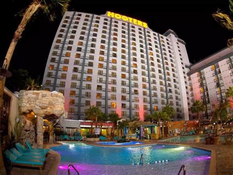 10 Hotels Where You Can Party On The Cheap | Business Insider India