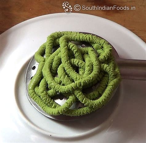 Spinach thenkuzhal murukku-How to make-Step by step photos & Video