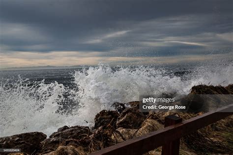 An unusually high astronomical King Tide along California's coastline ...