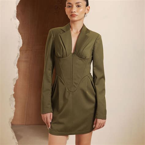 JAWDROP DRESS – Polite Society