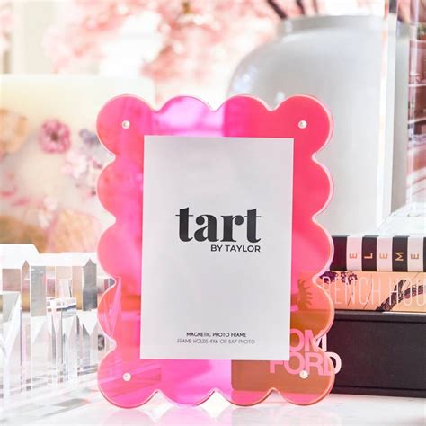 Tart By Taylor Neon Pink Scalloped Edge Acrylic Picture Frame — Fashion ...