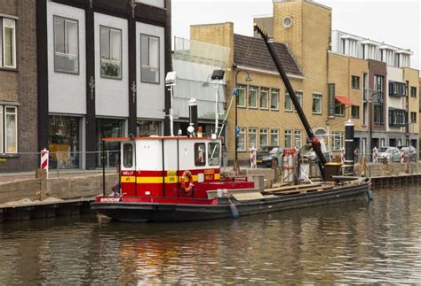 NELLY, Dredging or UW ops - Details and current position - ENI 02003030 ...