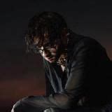 LET THE WORLD BURN - Chris Grey - LETRAS.COM