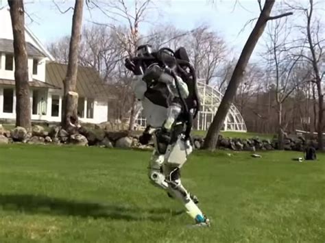 Boston Dynamics' Scary Robots Can Now Run And Climb Stairs On Two Legs ...