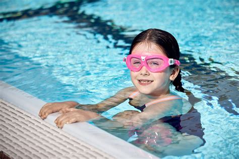 Buy Aqua Sphere Seal Kid 2 Swim Goggles - Ultimate Underwater Vision ...