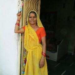 maa ka ladla (माँ का लाडला 😘😘😘) Quotes | YourQuote