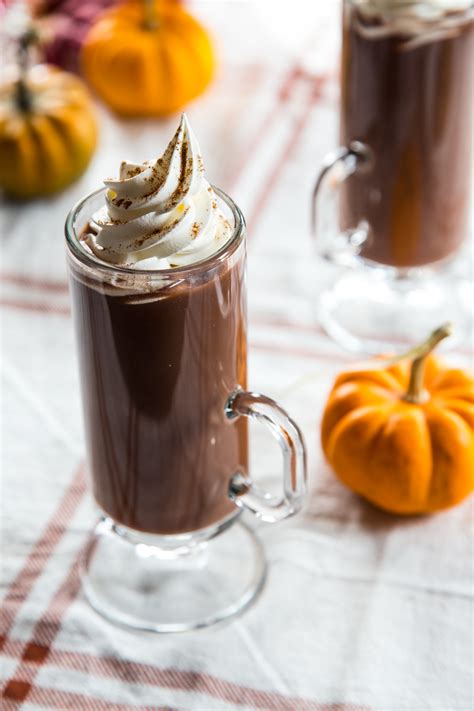 Spiked Pumpkin Spice Hot Chocolate - Jelly Toast