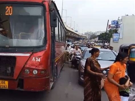 Traffic jams due to continuous BRTS and city bus derailment, passengers ...