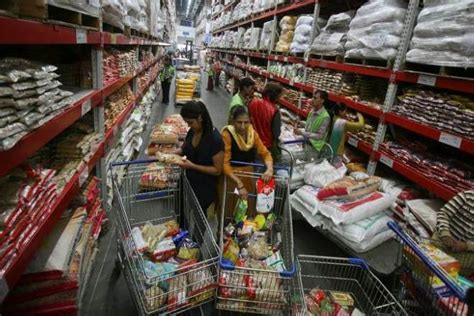 What Explains the Success of Damani's D-Mart, India's Walmart in the ...