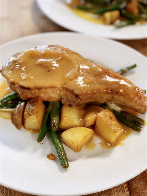 Sautéed Pork Chops - Cooking with Chef Bryan