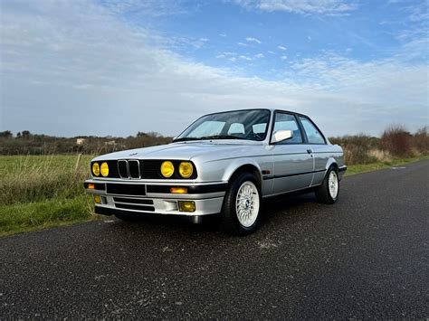 1990 BMW (E30) 325iS for sale by auction in Nantes, France