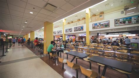 Office of Undergraduate Admissions | Housing & Dining