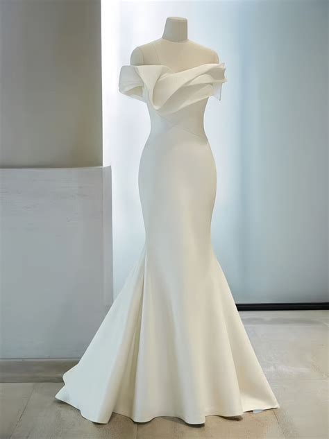 Satin Ruched Trumpet Mermaid Wedding Dress | Satin wedding gown mermaid, Wedding dress styles ...