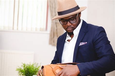 Pocket vs Pocketless Dress Shirt: Which Is Best for Suits? – StudioSuits