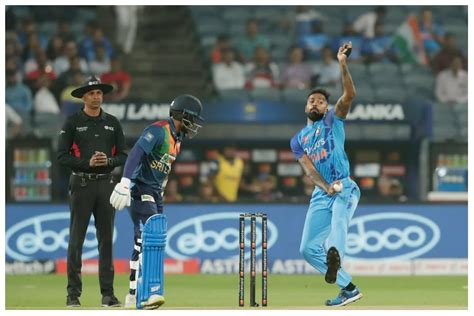 Hardik Pandya The Bowler Is A Huge Luxury For Men In Blue In White-Ball ...