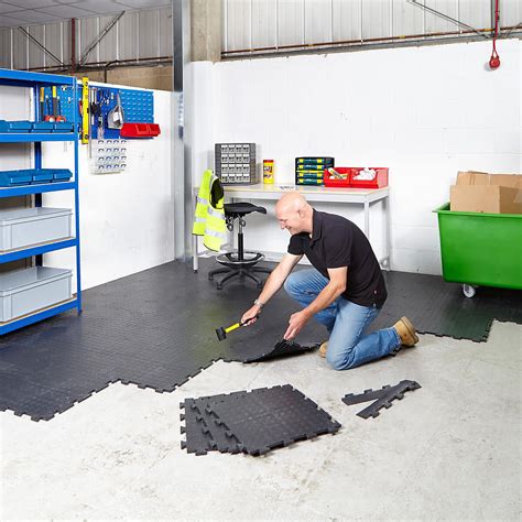 Workshop Flooring | Workshop Mats | BiGDUG | BiGDUG