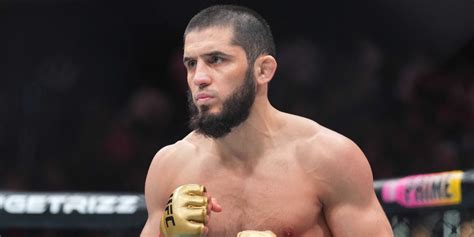 Why Islam Makhachev Didn't Defend His Lightweight Title vs Ilia Topuria