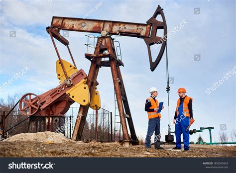 Oil Engineer 的图像结果