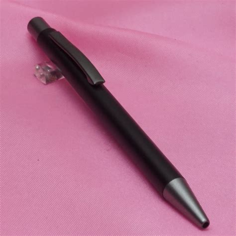 penhouse.in Black Color Body With Grey Color Clip Design Medium Tip ...