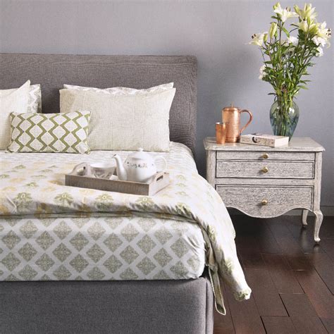 Jali olive bedsheet & pillow cover set – Inka