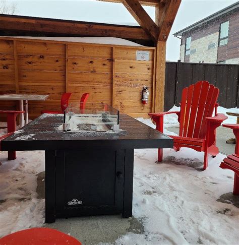 HOTEL V (Gatineau, Quebec) - Hotel Reviews, Photos, Rate Comparison ...
